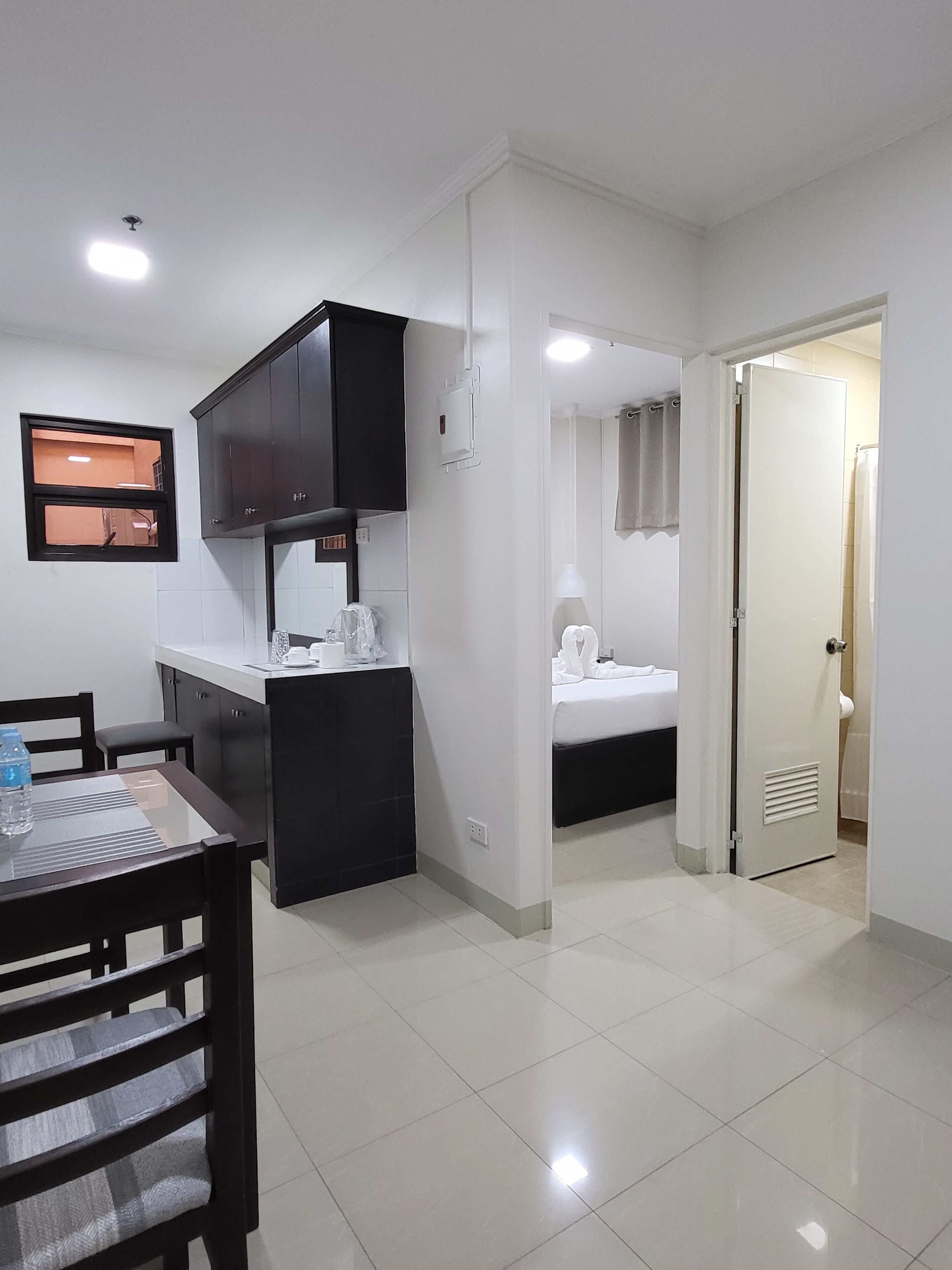 Photo - Propiedad Residences Makati