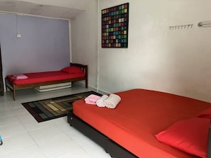 Bed sheets - OYO Homes 90600 Ummi Chalet Dungun (Dungun)
