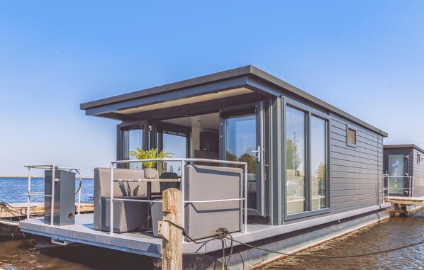 Room (Arosa) | Exterior - Arosa (Uitgeest)