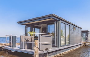 Room (Arosa) | Exterior
