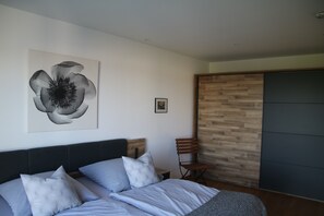 1 chambre, bureau, fer et planche à repasser, Wi-Fi gratuit