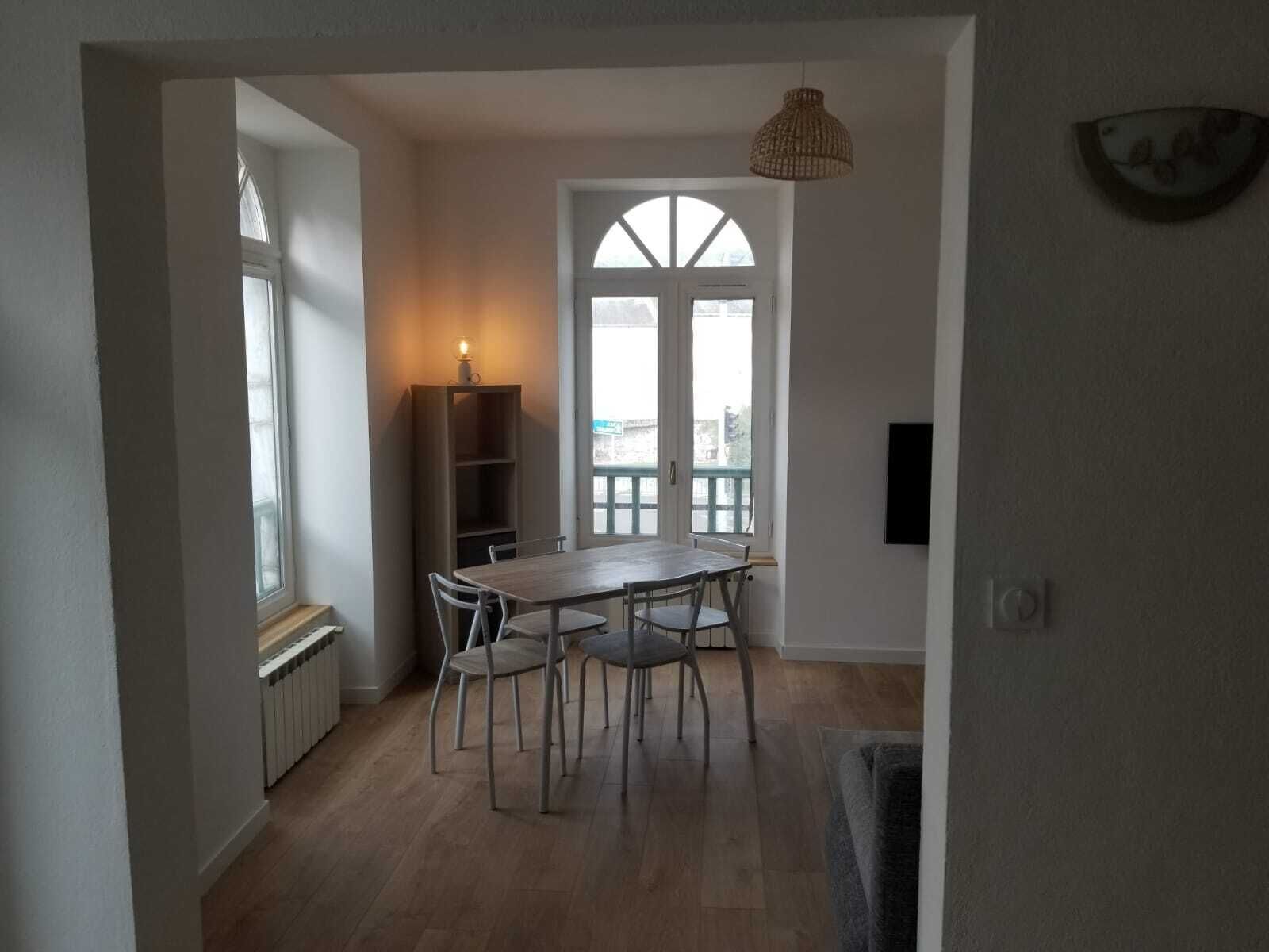 Appartement Cosy Entièrement Rénové