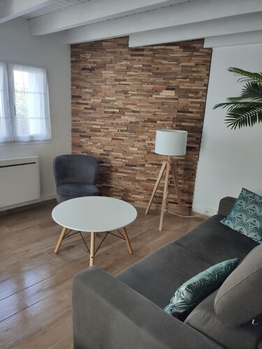 House center ville la tranche sur mer, 4 rooms, sleeps 6 