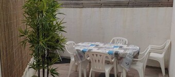 House center ville la tranche sur mer, 4 rooms, sleeps 6 