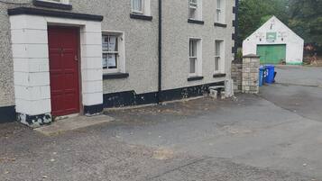 Apartment | Exterior