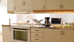 House | Private kitchen | Fridge, cookware/dishes/utensils - Beautiful Home in Mörbylånga With 4 Bedrooms (Morbylanga)