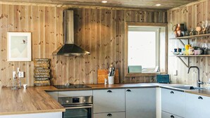 Private kitchen - Beautiful Home in Rauland With Wifi and 4 Bedrooms (Vinje)