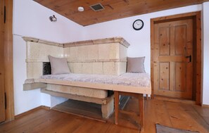 Casa | Sala de estar | Televisión y tenis de mesa 