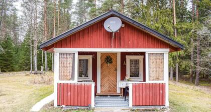 Beautiful Home in Lönneberga With 2 Bedrooms