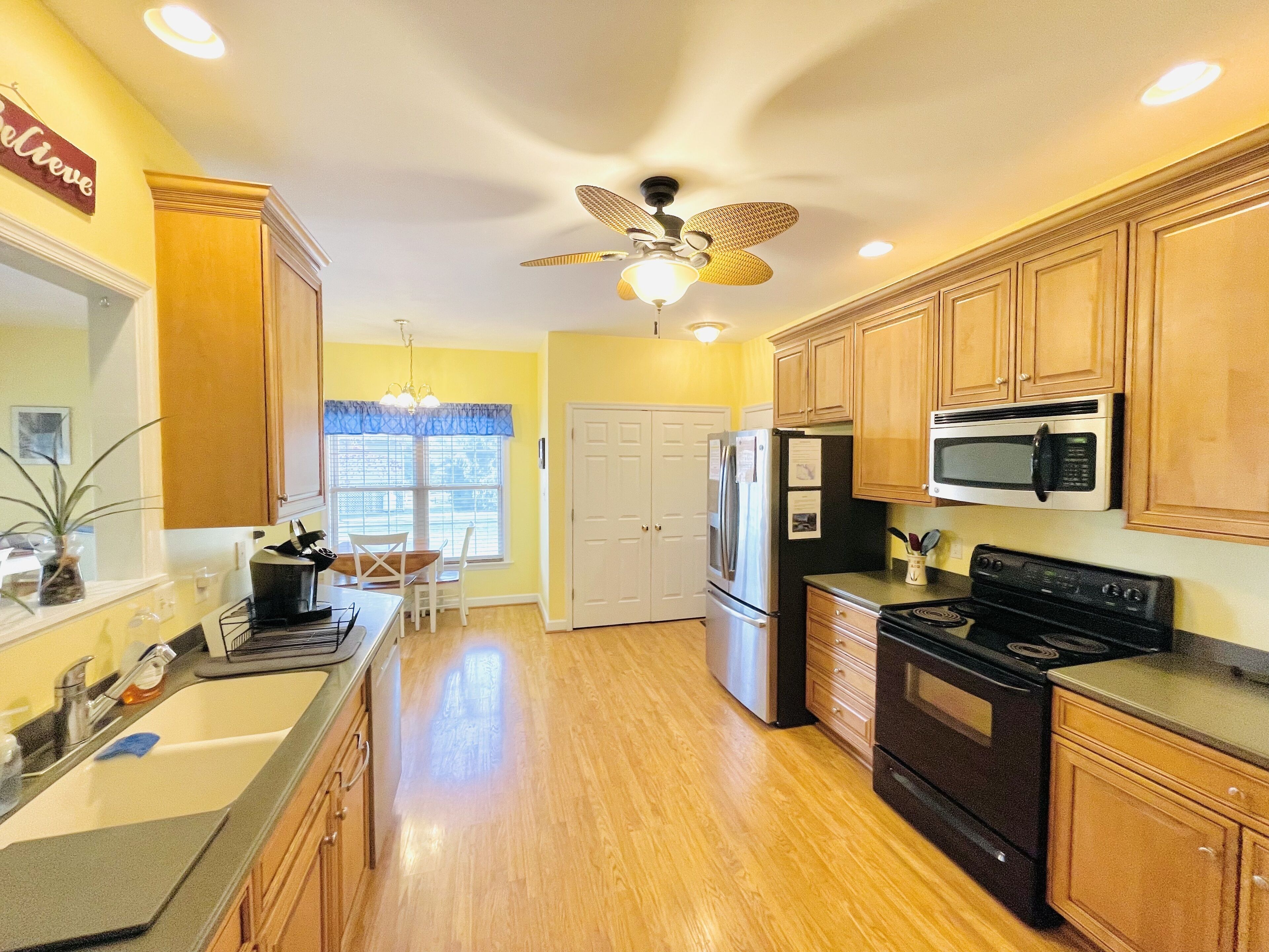 Wake It Easy - Waterfront home in a cove off center lake on public side.