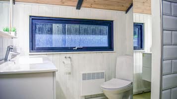 House | Bathroom
