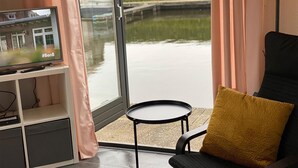 House | Living room - Stunning Home in Breukelen With 2 Bedrooms and Wifi (Breukelen)