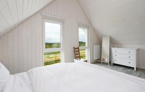 House | 2 bedrooms, free WiFi, bed sheets