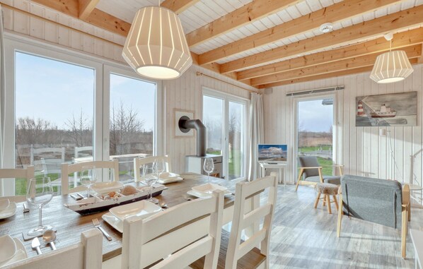 House | Living room | TV