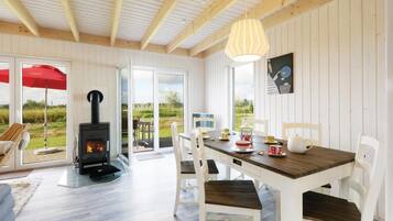 House | Living room | TV