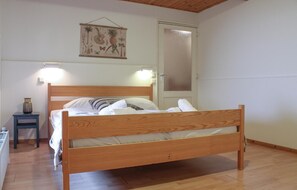 شقة (Vakantiewoning 1) | 4 عدّة غرف نوم وواي فاي مجانًا
