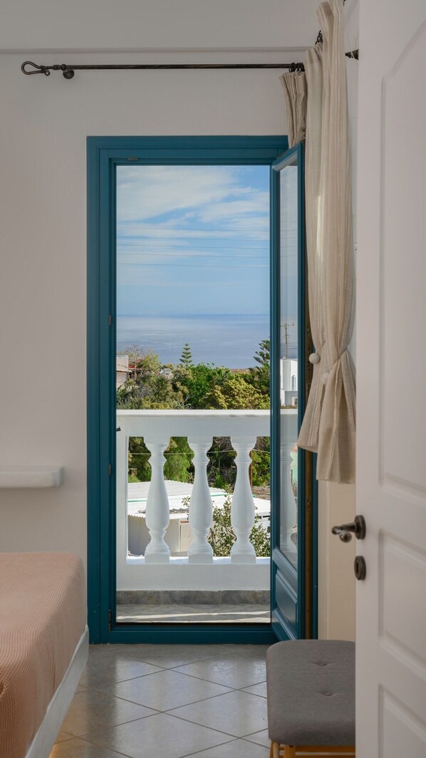 2 bedrooms, in-room safe, soundproofing, iron/ironing board