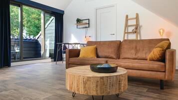 Căn hộ (Buit&) | Phòng khách