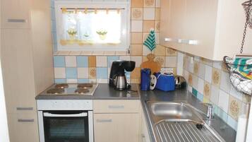 Căn hộ | Bếp riêng | Tủ lạnh, dụng cụ nấu nướng/bát dĩa/dao nĩa