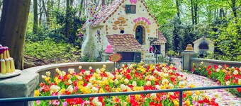 Amazing Home in De Moer With 2 Bedrooms and Wifi