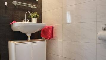 Apartemen | Kamar mandi