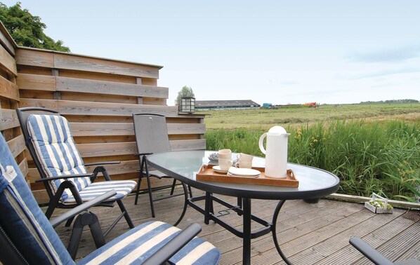 Exterior - Stunning Apartment in Molkwerum With 1 Bedrooms and Wifi (Molkwerum)