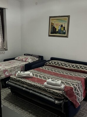 2 Schlafzimmer, Bügeleisen/Bügelbrett, Reisekinderbett, kostenloses WLAN