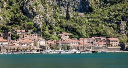 Beautiful Home in Kotor With 3 Bedrooms and Wifi