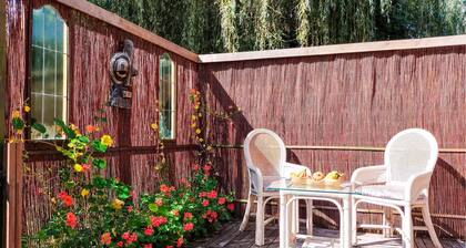 Nice Home in Knesselare With 6 Bedrooms and Wifi