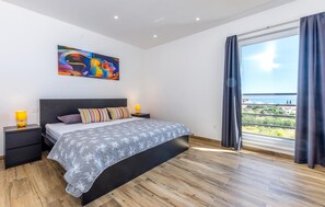 3 bedrooms, free WiFi - Awesome Apartment in Podstrana With Outdoor Swimming Pool, Wifi and 3 Bedrooms (Podstrana)