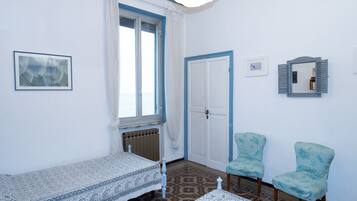 2 chambres, fer et planche Ă repasser, lit parapluie, Wi-Fi gratuit