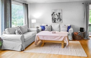 House | Living room | TV