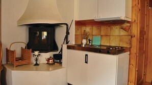House | Private kitchen - Nice Home in Stöllet With 1 Bedrooms, Sauna and Wifi (Stöllet)