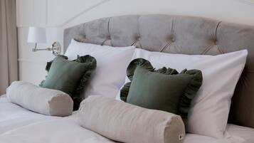 Superior-Doppelzimmer | Hochwertige Bettwaren, Daunenbettdecken, Zimmersafe