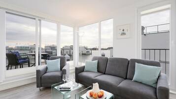 Room | Living room | TV