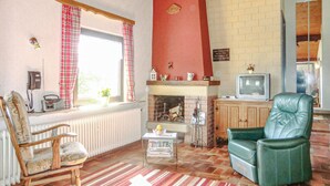 House | Living room - Nice Home in Vichten With 2 Bedrooms (Vichten)