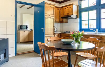 Stunning Home in Loon op Zand With Wifi and 2 Bedrooms