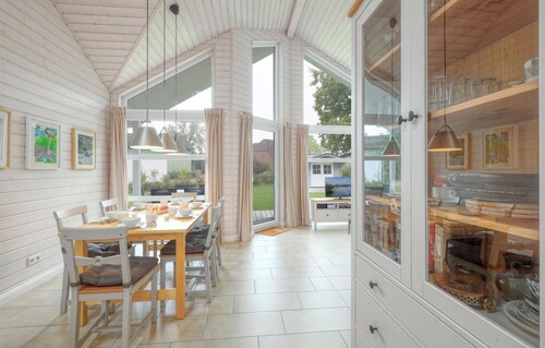 Awesome Home in Krems Ii/warderbrück With 3 Bedrooms, Sauna and Wifi