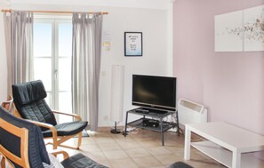 Huis (Zeepolder ref. 230) | Woonkamer | Televisie