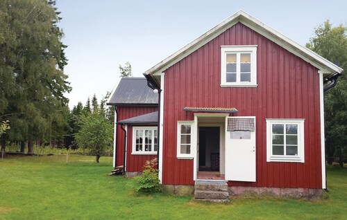 Amazing Home in Vårgårda With 1 Bedrooms and Wifi