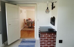 Rumah | Dapur pribadi | Lemari es dan peralatan masak/sendok-piring