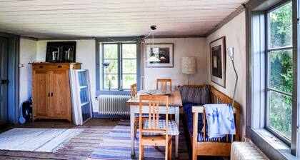 Nice Home in Lidköping With 2 Bedrooms, Sauna and Wifi