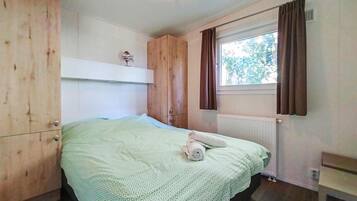 House | 4 bedrooms, free WiFi