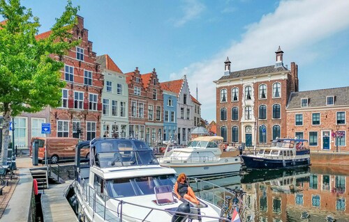 Nice Home in Heinkenszand With 3 Bedrooms, Wifi and Outdoor Swimming Pool