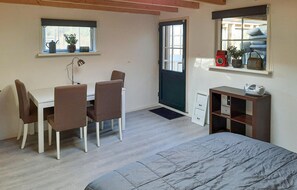 House | 1 bedroom, free WiFi - Amazing Home in Tiendeveen With 1 Bedrooms and Wifi (Tiendeveen)