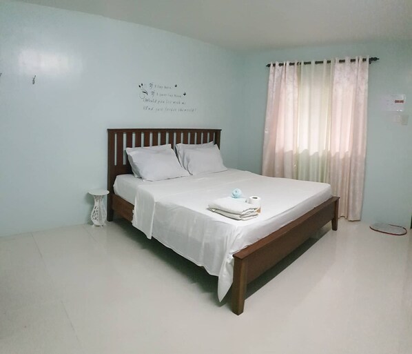 Luxury Room, 1 King Bed