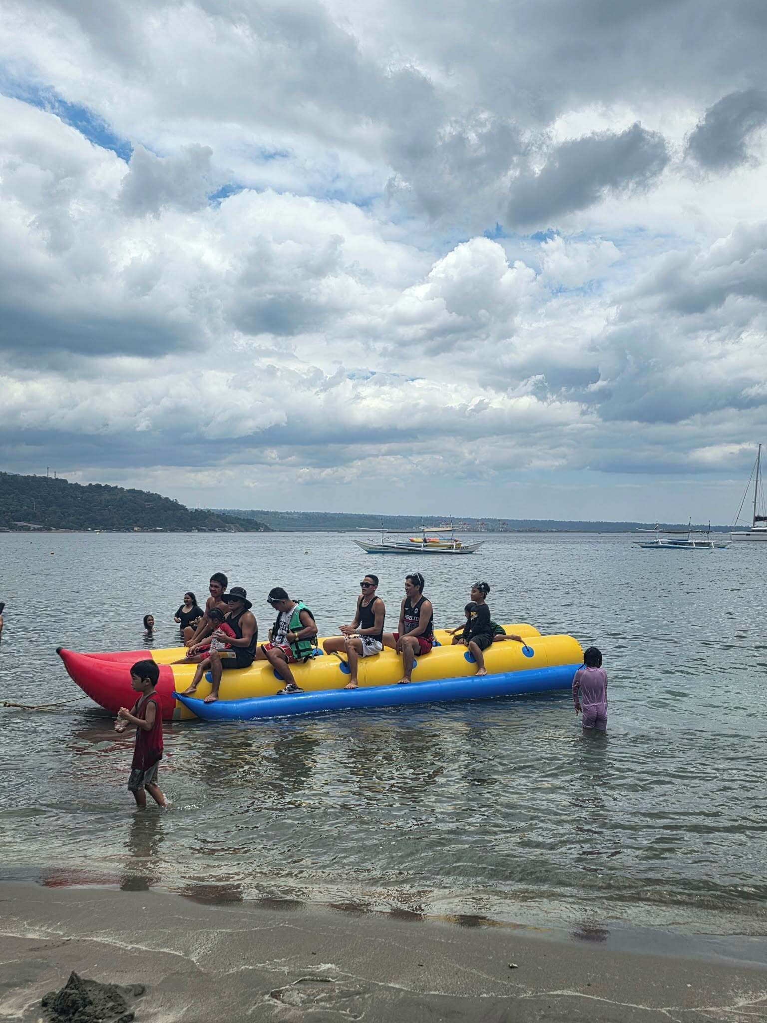 Vista para praia/oceano