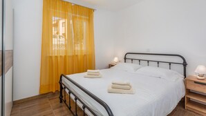 Unclassified image, 4 of 22, button - Nice Apartment in Rijeka With Wifi and 1 Bedrooms (Rijeka)