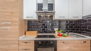 Unclassified image, 5 of 22, button - Nice Apartment in Rijeka With Wifi and 1 Bedrooms (Rijeka)