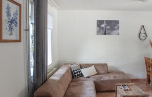 Lejlighed (Vakantiewoning 3) | Stue | Tv, bordtennisbord